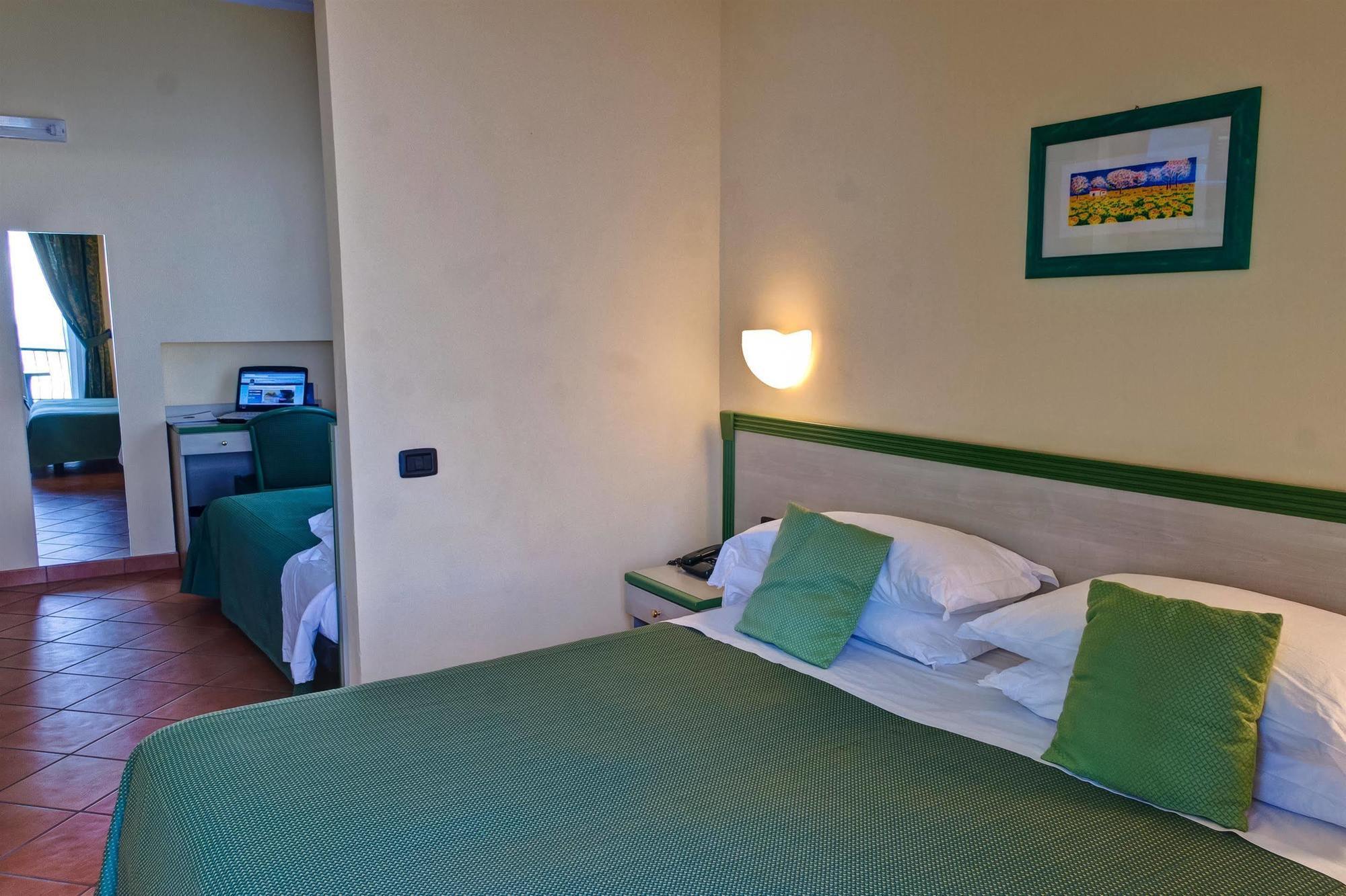 Best Western Hotel La Conchiglia بالينورو المظهر الخارجي الصورة